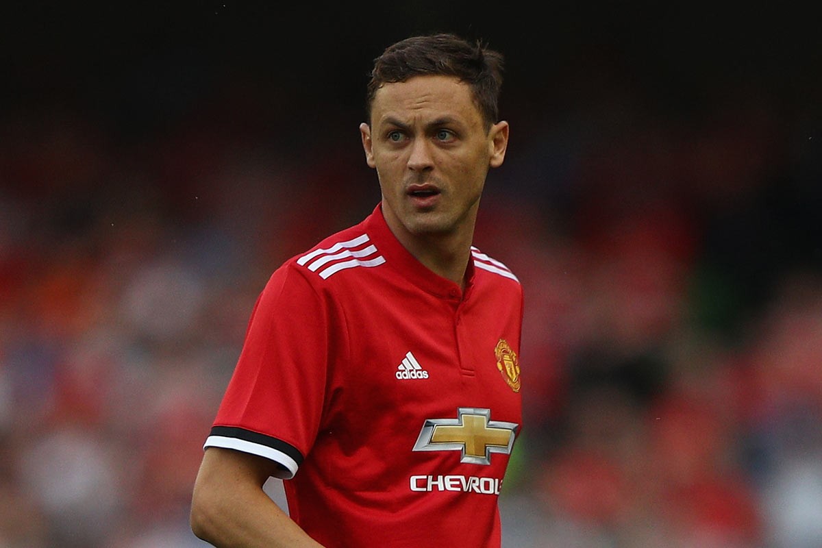 仅突出了姆 仅突出了姆